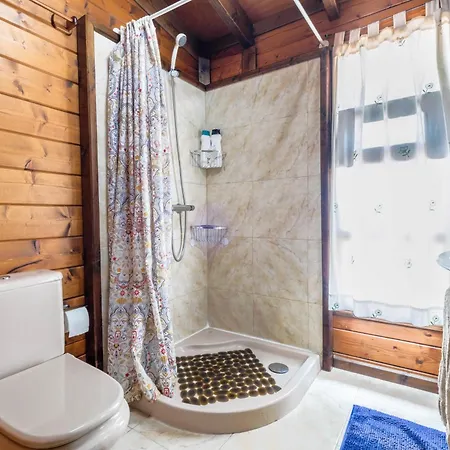 Con Piscina Tatil Evi